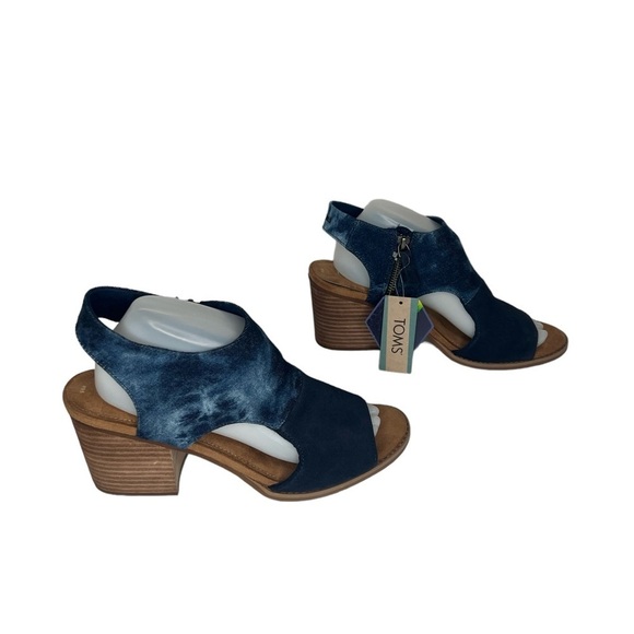 Toms Eliana Navy Cutout Block Heel Sandal - Picture 2 of 11